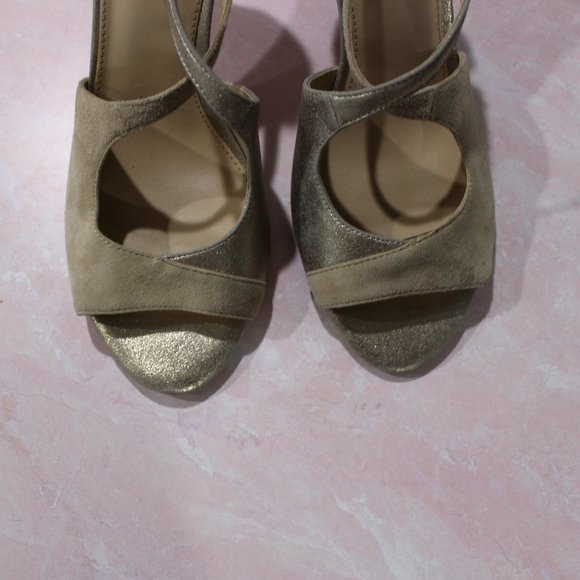 Isaac Mizarhi Gold Lovely Cutout Peep Toe Heels - Picture 7 of 9